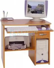 Medium íróasztal